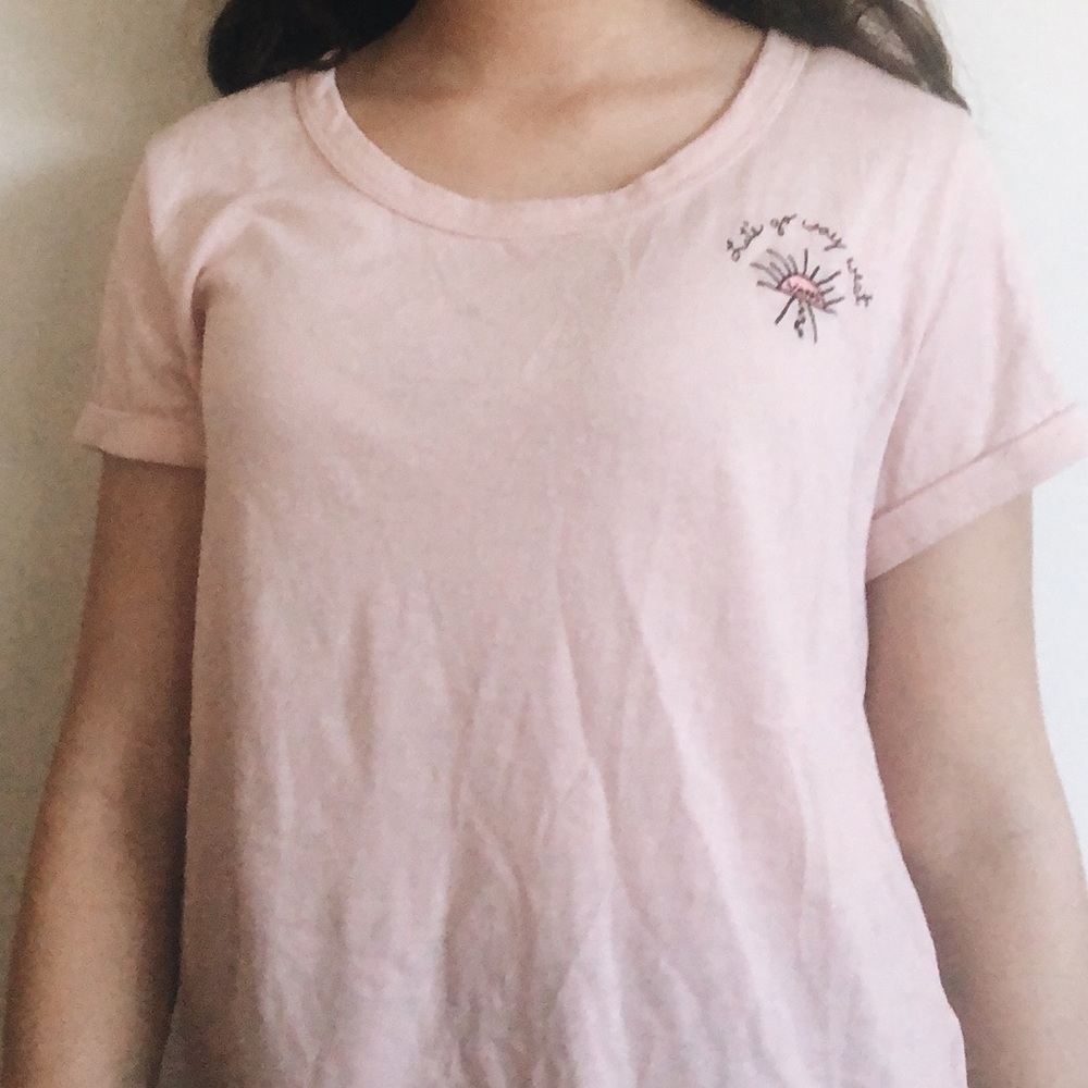 pink shirt